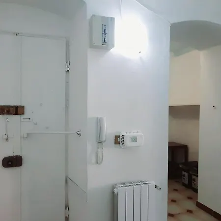 Ferry House Two * La Spezia