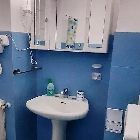 Ferry House Two Apartmán *