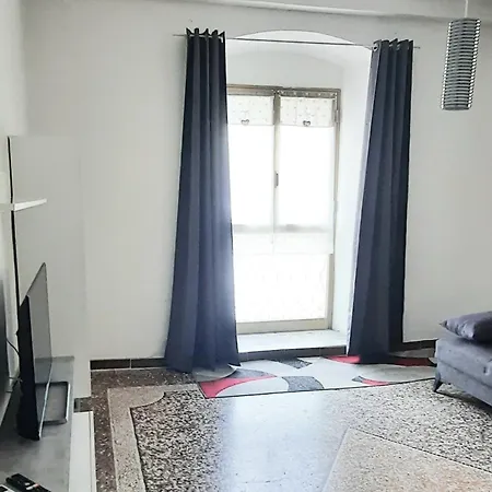 Ferry House Two Apartment La Spezia