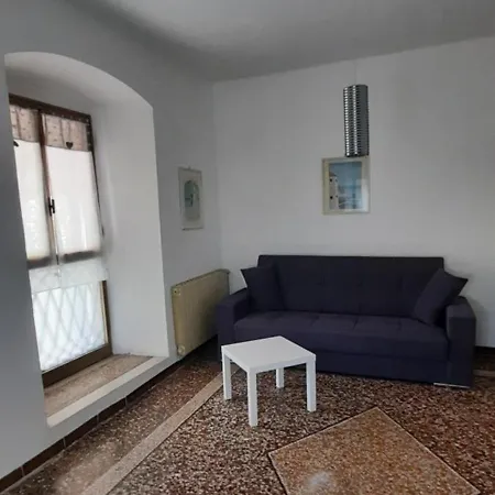 Apartment Ferry House Two